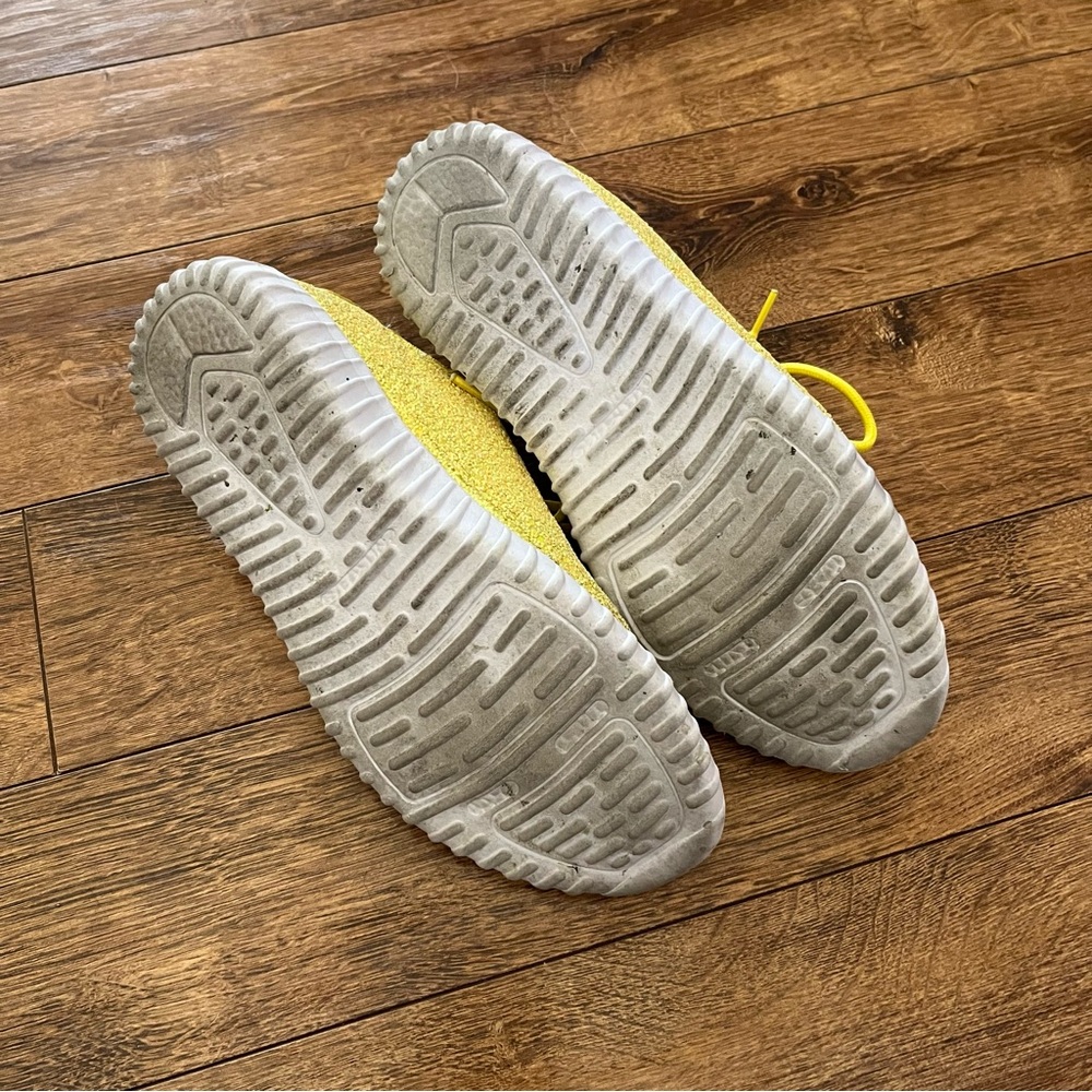 Southern Fried Chics Yellow Glitter Sneakers - Picture 7 of 8